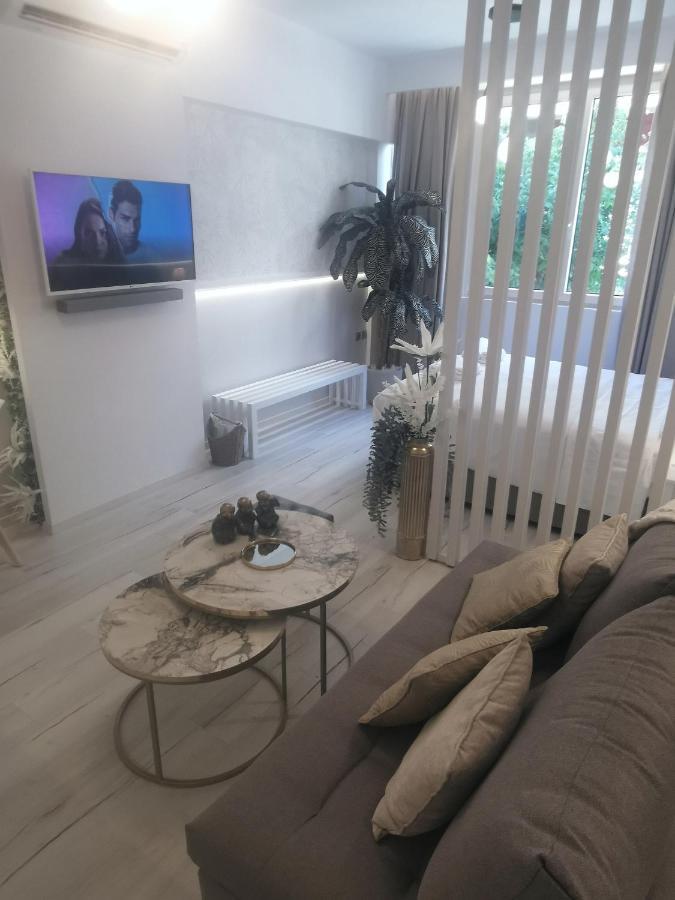 Lindy V Apartment Atena Exterior foto