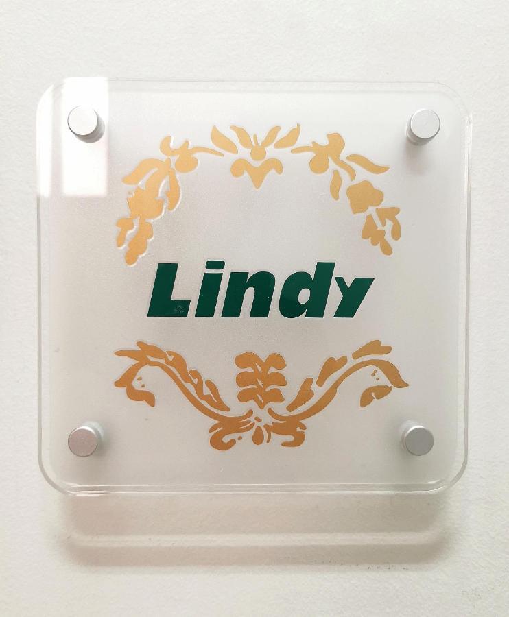 Lindy V Apartment Atena Exterior foto
